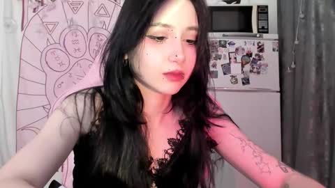 Ho Lee Sheet online show from February 13, 7:21 pm