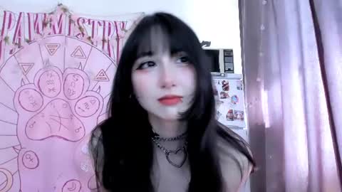 Snapshot of holy420loly chatting on June 19, 1:59 pm Ho Lee Sheet online show from June 19, 1:59 pm