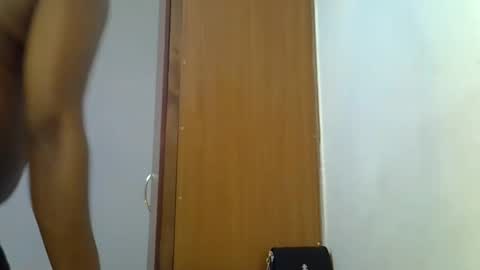Snapshot of holy_ebony chatting on May 8, 4:01 pm holy_ebony online show from May 8, 4:01 pm