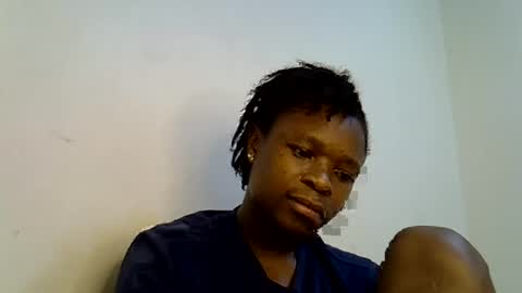 Snapshot of holy_ebony chatting on June 18, 9:14 am holy_ebony online show from June 18, 9:14 am