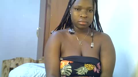 Snapshot of holy_ebony chatting on July 26, 7:15 am holy_ebony online show from July 26, 7:15 am
