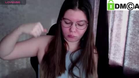 Welcome guys  Pleasure to see you all here  My name is MichaelaTip menu is active Private is open  online show from February 20, 6:37 am
