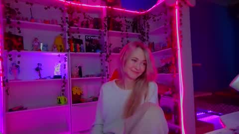 Rumi online show from September 27, 10:42 am