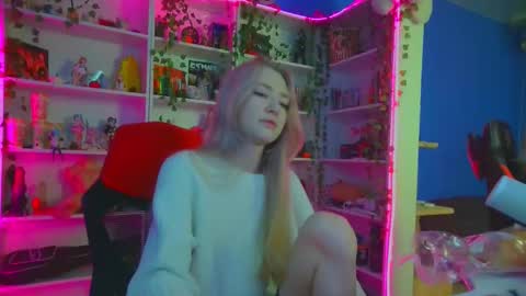 Rumi online show from November 14, 9:19 am