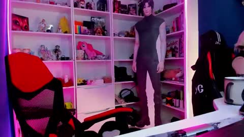 Snapshot of holy_rumi chatting on February 3, 10:42 am Rumi online show from February 3, 10:42 am