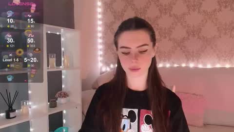 Mia online show from January 17, 3:44 am