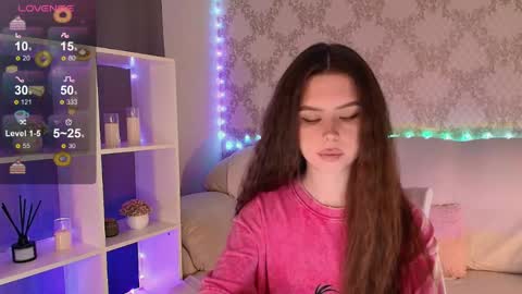 Snapshot of holymiax chatting on May 18, 3:57 am Mia online show from May 18, 3:57 am