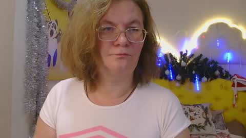 Snapshot of holymilfa chatting on January 12, 2:09 pm holymilfa online show from January 12, 2:09 pm