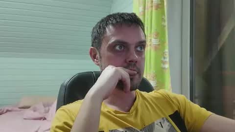 Henry online show from November 8, 6:40 pm