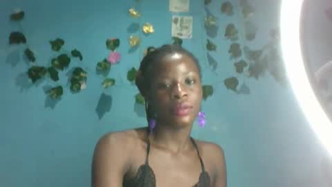 Queen online show from November 13, 11:14 pm