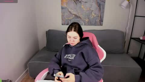 Honey online show from May 12, 1:25 am