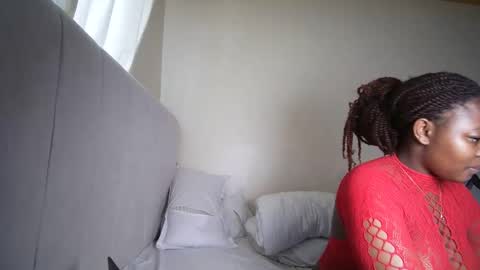 Snapshot of honey_drop1 chatting on June 8, 11:43 am honey drop online show from June 8, 11:43 am