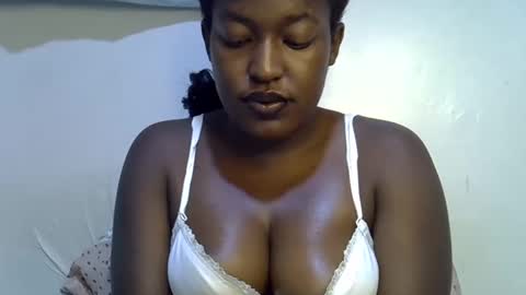 honey_dropp1 online show from May 29, 7:01 pm