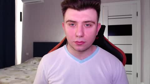 Wolfy online show from March 13, 4:52 am