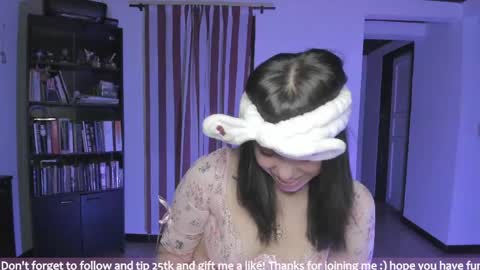Snapshot of honey_hoe chatting on May 20, 3:56 am Lau online show from May 20, 3:56 am