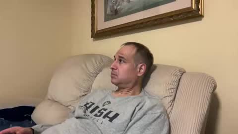 honey_man14 online show from December 2, 5:13 am