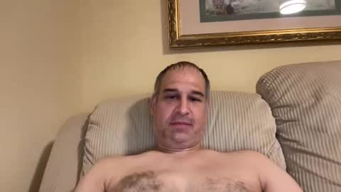 honey_man14 online show from April 26, 2:09 am