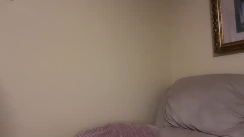 honey_man14 online show from May 5, 2:08 am
