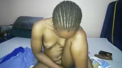 honey_nubia0 online show from May 2, 5:29 pm