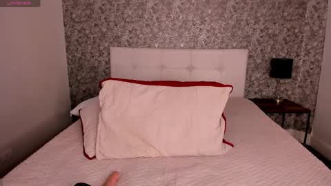 honey_sweet777 online show from April 30, 9:08 pm