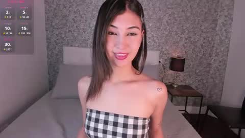 Snapshot of honey_sweet777 chatting on June 15, 7:16 pm honey_sweet777 online show from June 15, 7:16 pm