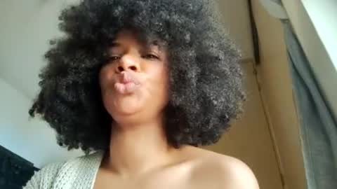 Honey-Sweett online show from July 11, 1:58 pm