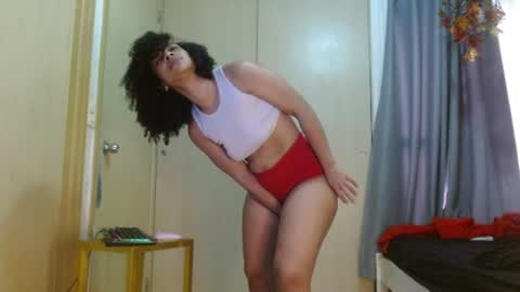 Honey-Sweett online show from August 3, 2:00 pm