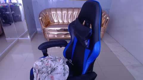 HONEY  online show from November 13, 2:05 pm