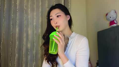 Snapshot of honey_yani chatting on March 13, 10:05 pm yani online show from March 13, 10:05 pm