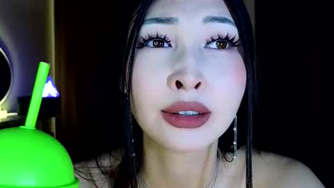 Snapshot of honey_yani chatting on March 29, 9:59 pm yani online show from March 29, 9:59 pm