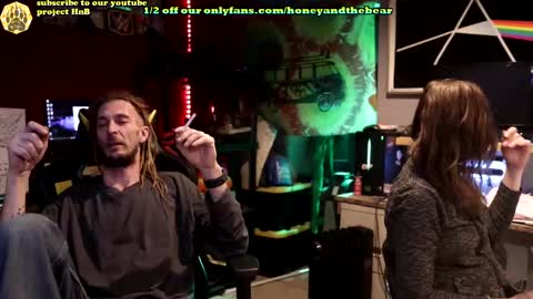 Honey and Bear online show from March 5, 2:25 am