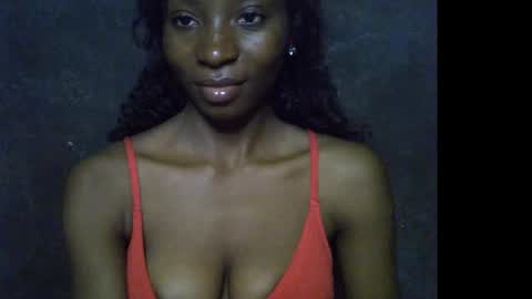 Snapshot of honeyari chatting on April 14, 6:03 pm Nicki online show from April 14, 6:03 pm