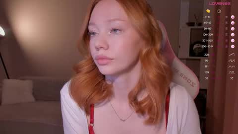 honeyautumn online show from December 21, 11:45 pm