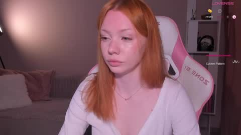 Snapshot of honeyautumn chatting on May 9, 10:04 pm honeyautumn online show from May 9, 10:04 pm