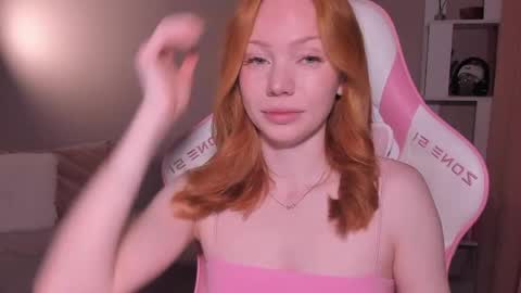 Snapshot of honeyautumn chatting on May 14, 12:50 am honeyautumn online show from May 14, 12:50 am