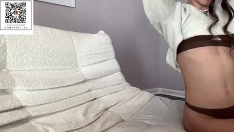 belle brunette online show from March 19, 10:52 am