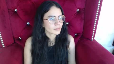 Emily online show from November 16, 4:56 pm
