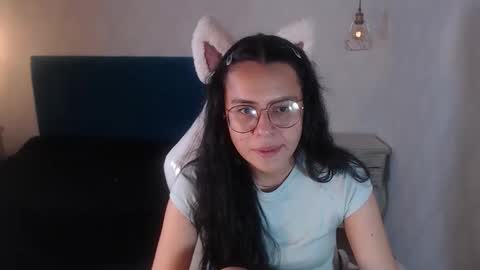 Emily online show from February 3, 3:17 pm