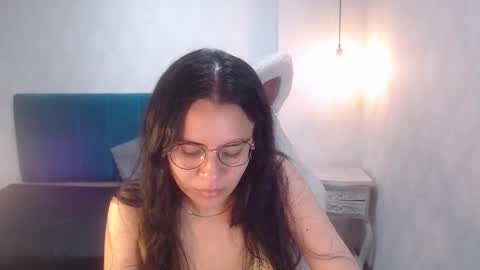 Emily online show from March 12, 4:13 pm