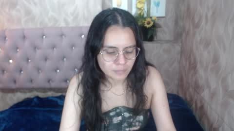 Emily online show from April 9, 3:39 pm