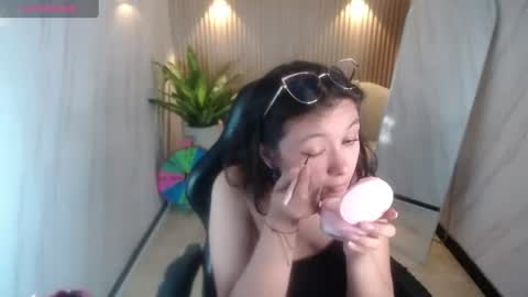 Snapshot of honeydoll_tf chatting on June 12, 8:52 pm honeydoll_tf online show from June 12, 8:52 pm