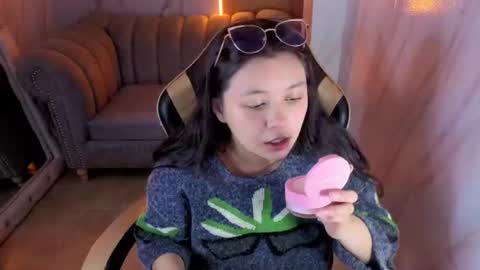 Snapshot of honeydoll_tf chatting on June 17, 1:01 pm honeydoll_tf online show from June 17, 1:01 pm