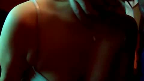 Snapshot of honeydrips_ chatting on February 15, 7:51 am Honey Drips online show from February 15, 7:51 am