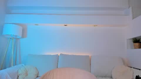 Alexia online show from June 18, 5:51 am