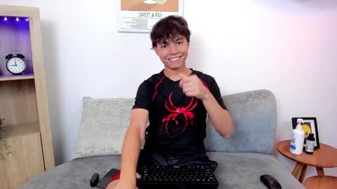 honeymoon_sariel online show from November 18, 8:24 pm