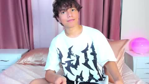 honeymoon_sariel online show from January 15, 8:56 pm