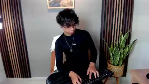 honeymoon_sariel online show from July 8, 12:42 pm