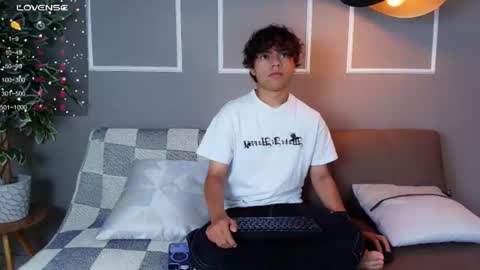 honeymoon_sariel online show from July 10, 12:41 pm