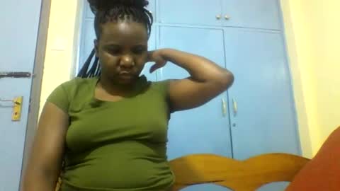 Snapshot of honeymuny chatting on November 30, 8:02 pm Honeymuny online show from November 30, 8:02 pm