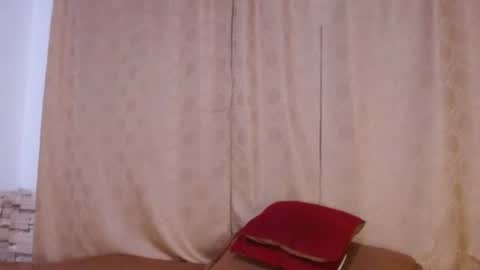 Snapshot of honeypussy3021 chatting on June 12, 10:36 am Victoria online show from June 12, 10:36 am